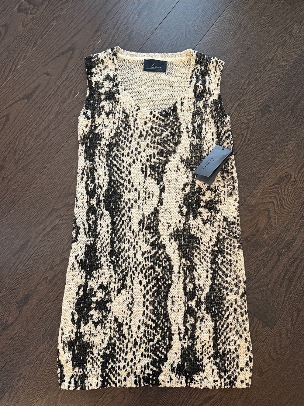 Line knit snake print beach dress BNWT